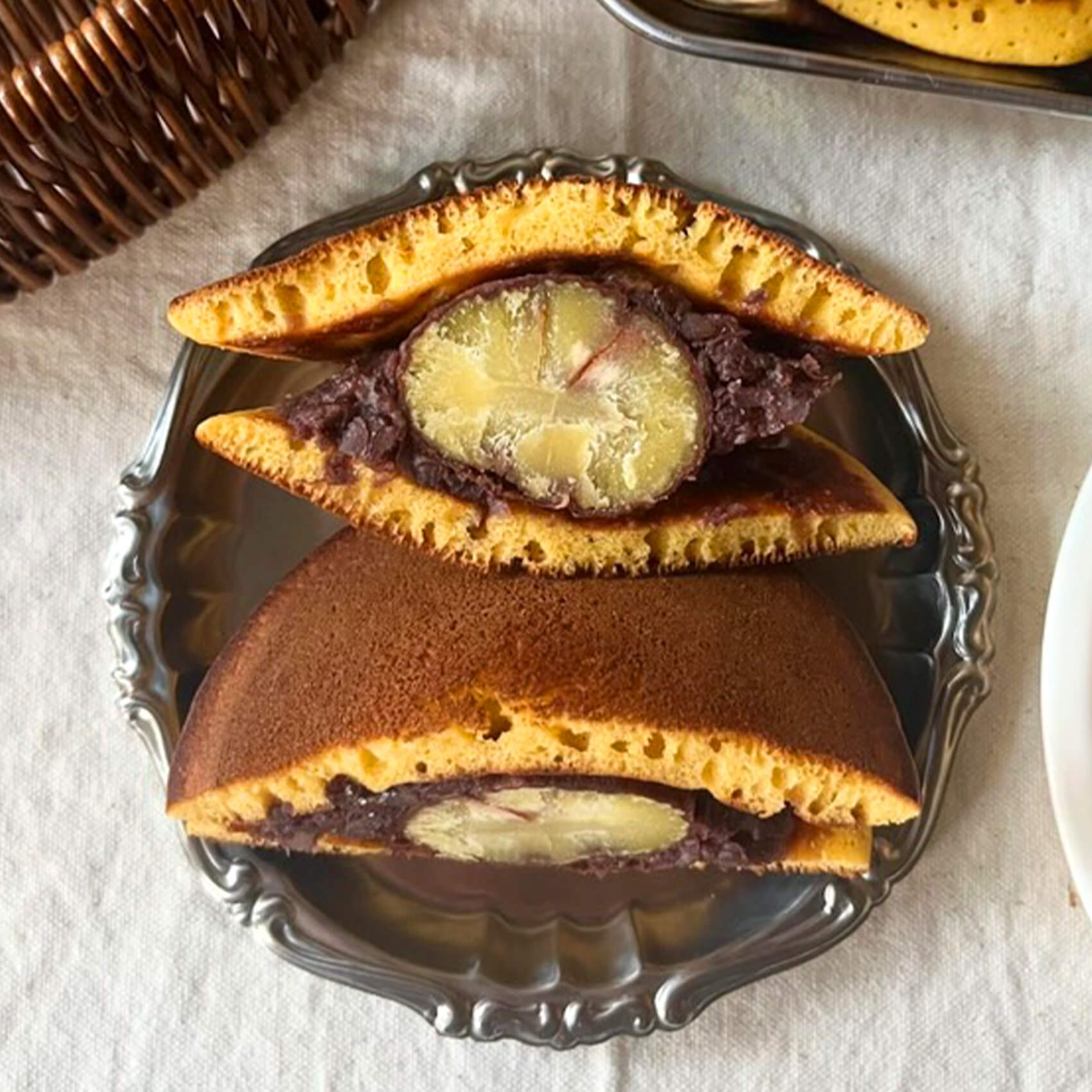 和栗どらやき3種
                        「自家製栗入りあんバター和栗どらやき」
                        「紫芋ンブラン和栗どらやき」
                        「鳴門金時芋ンブラン和栗どらやき」