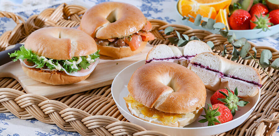 春のお花畑のよう!型抜きサンドイッチ